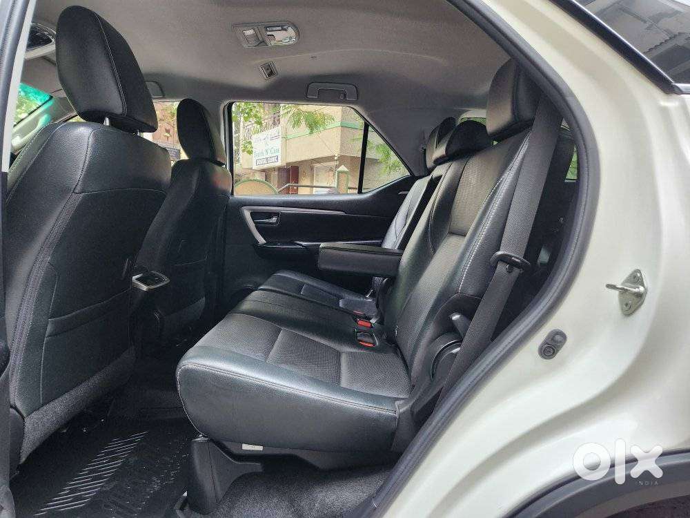 Toyota Fortuner 4x2 At 2.8 Diesel, 2022, Diesel