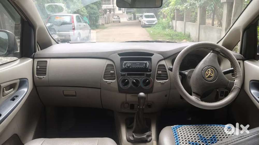 Toyota Innova Diesel 2010 Year