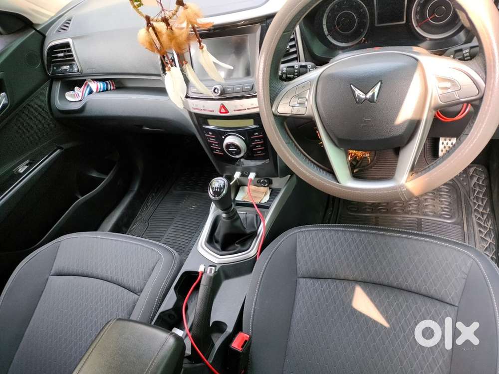 Mahindra Xuv300 Petrol Well Maintained