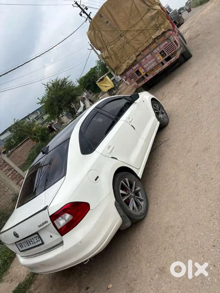 Skoda Rapid 1.6 Active 2014