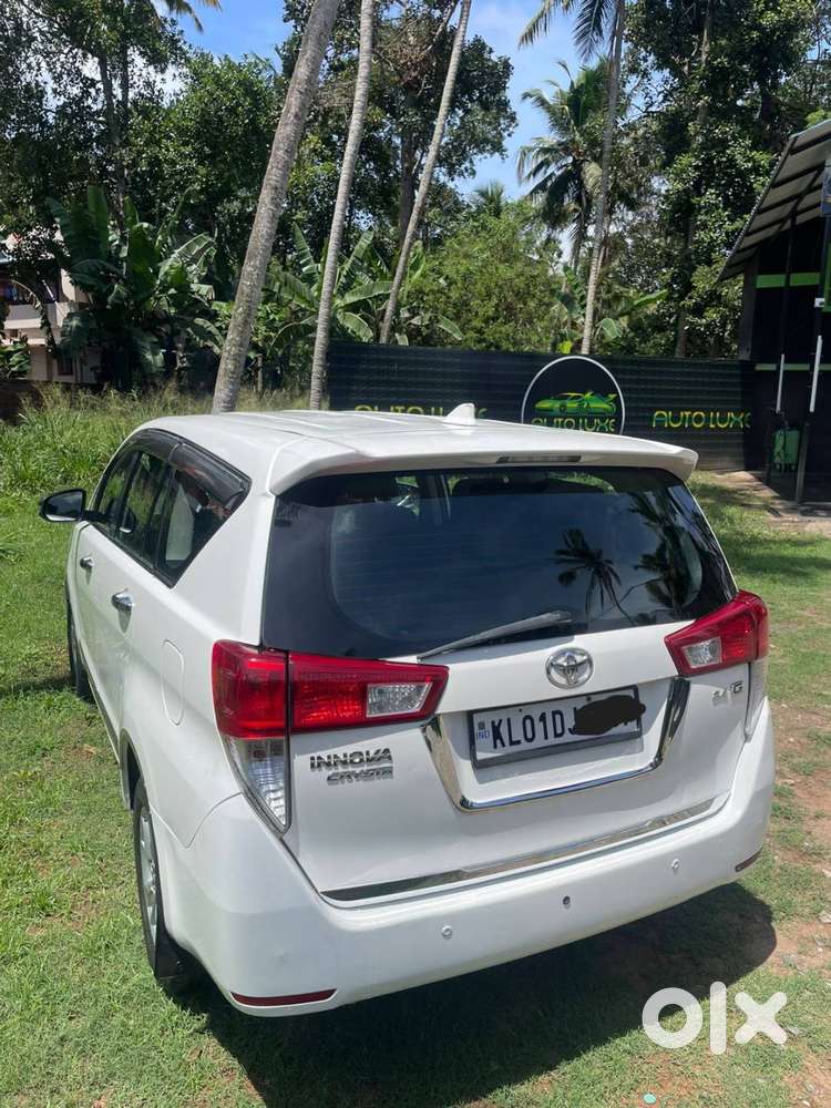 Toyota Innova Crysta 2018 Diesel Well Maintained