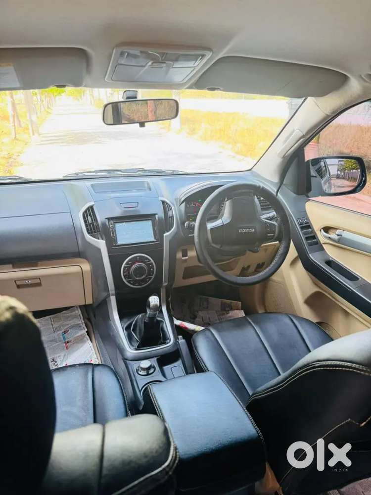 Isuzu V-cross 2018 Diesel Well Maintained