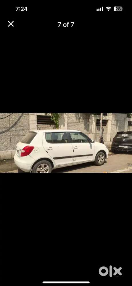 Gadi Bahut Achi Hai Sab Ok Hai 
Rr Katm Hai