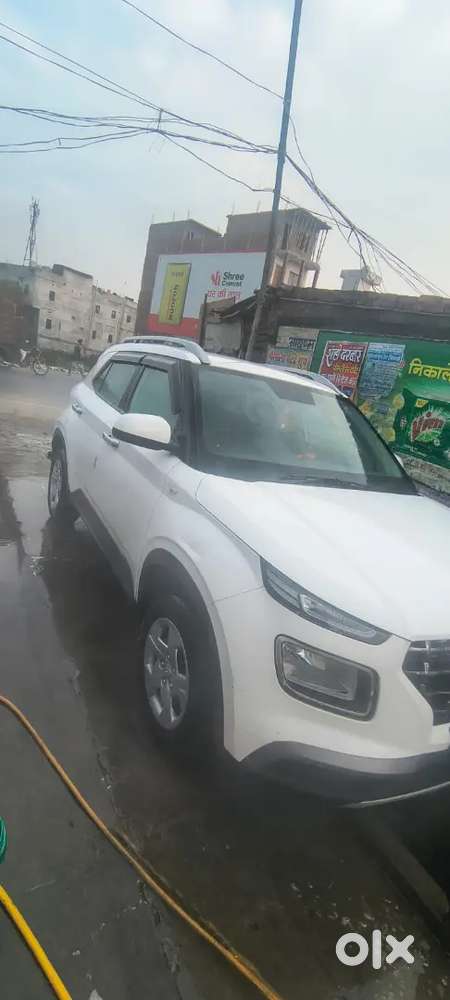 Hyundai Venue 2021 Petrol Manual