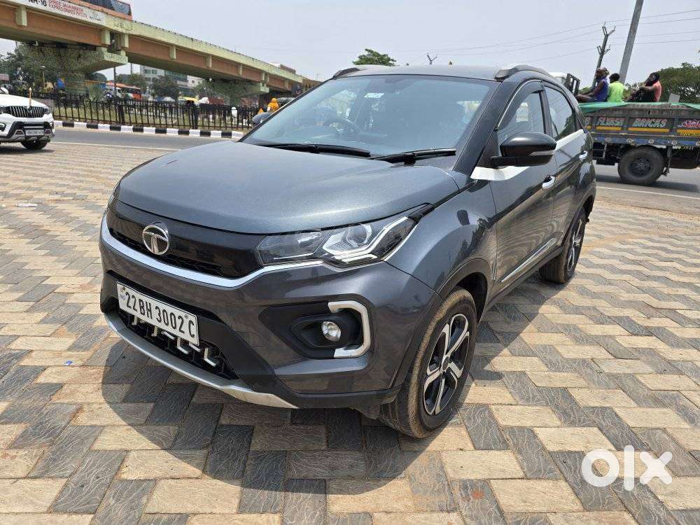 Tata Nexon 1.2 Revotron Xz Plus, 2022, Petrol
