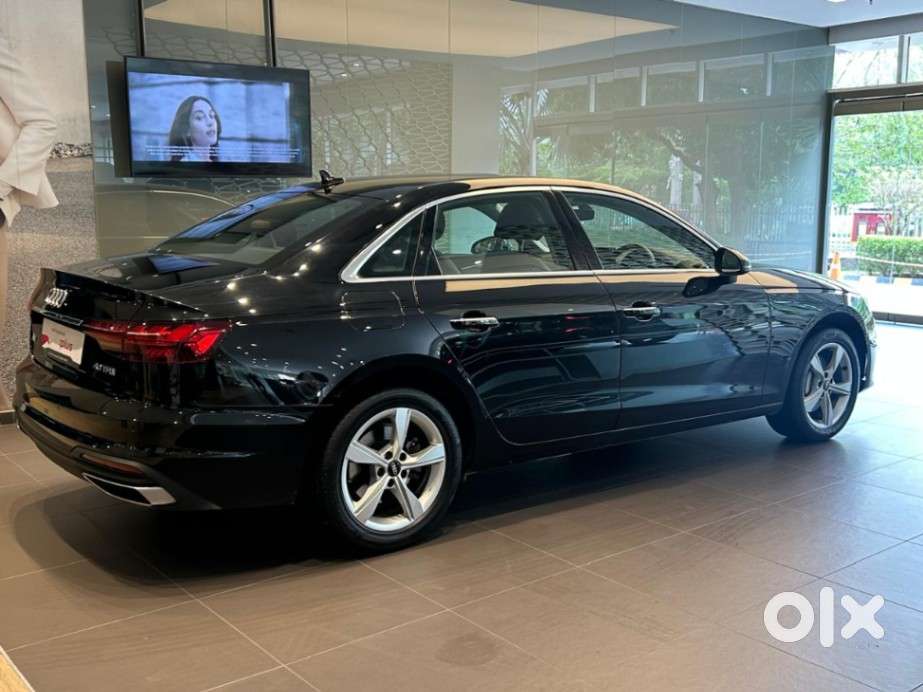 Audi A4 2.0 Premium 40 Tfsi, 2024, Petrol