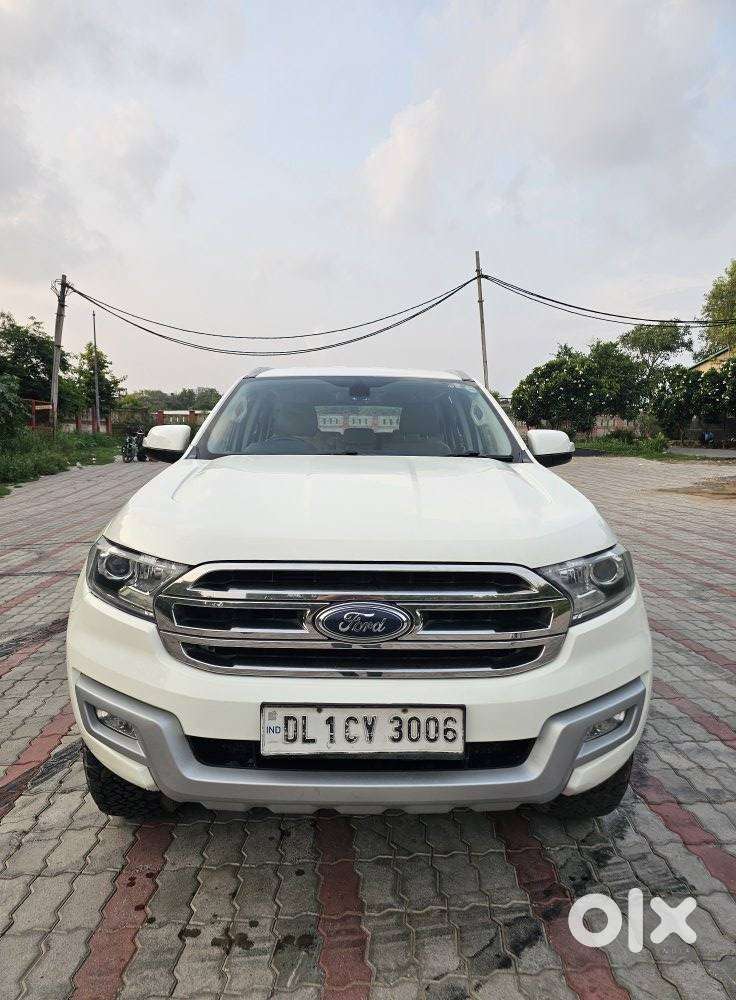 Ford Endeavour 3.2 Trend At 4x4, 2016, Diesel