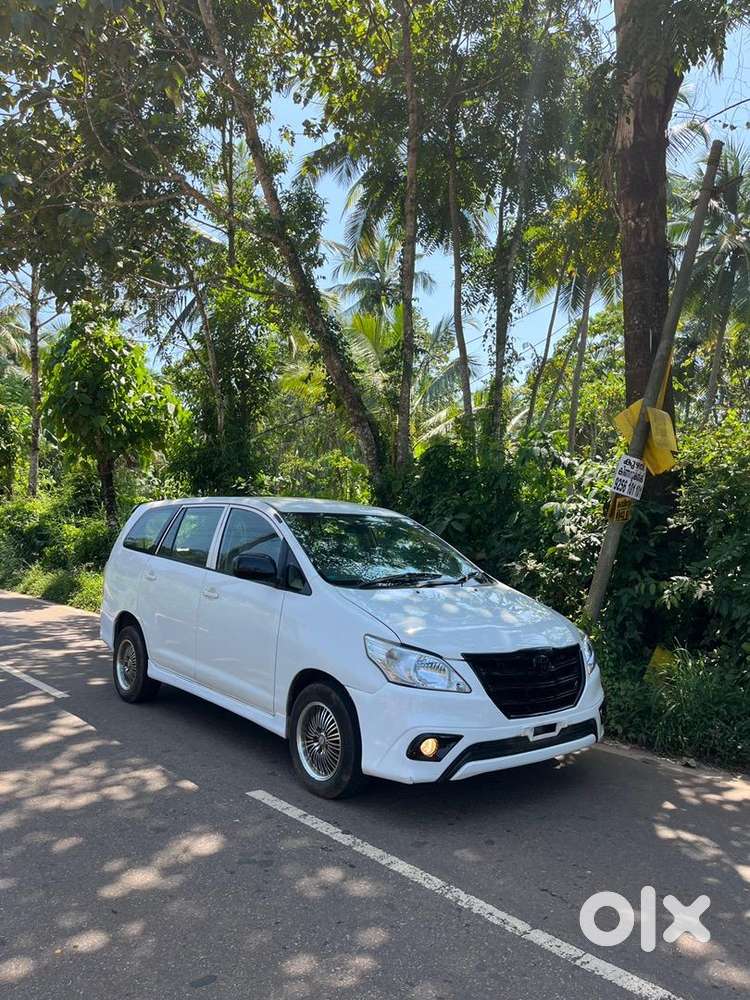 Toyota Innova 2006 Diesel Well Maintained