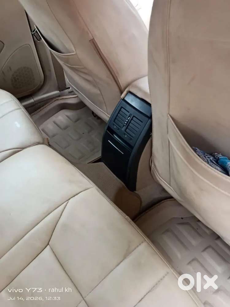 Skoda Laura 2009 Year Car