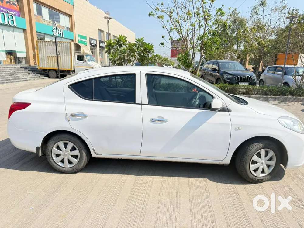 Nissan Sunny 2012 Petrol Well Maintained