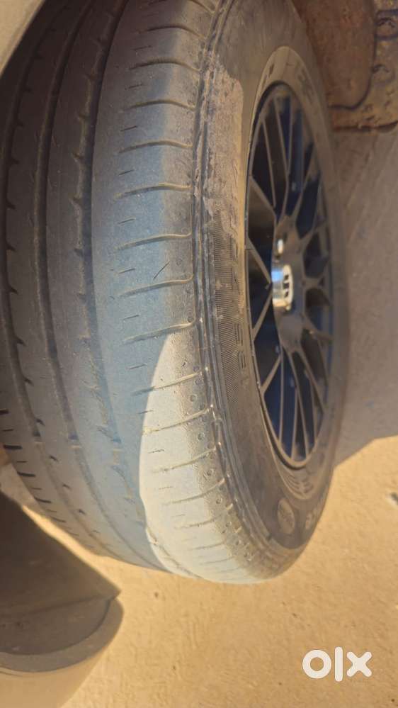 Maruti Suzuki Swift Vxi + Manual, 2022, Petrol