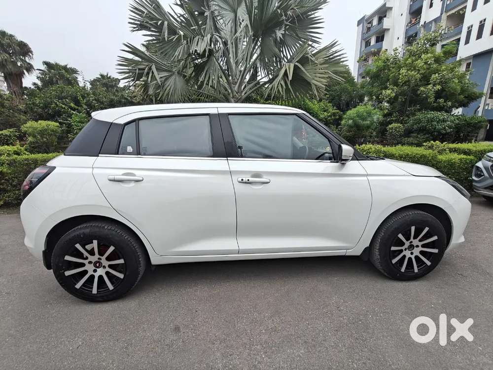 Maruti Suzuki Swift 2026 Vxi (optional) Automatic