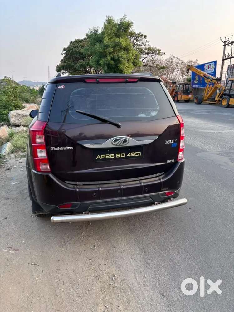 Mahindra Xuv500 2017 Diesel 140000 Km Driven