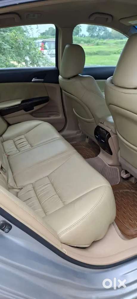 Malook Gadi Hai Urgent Sale