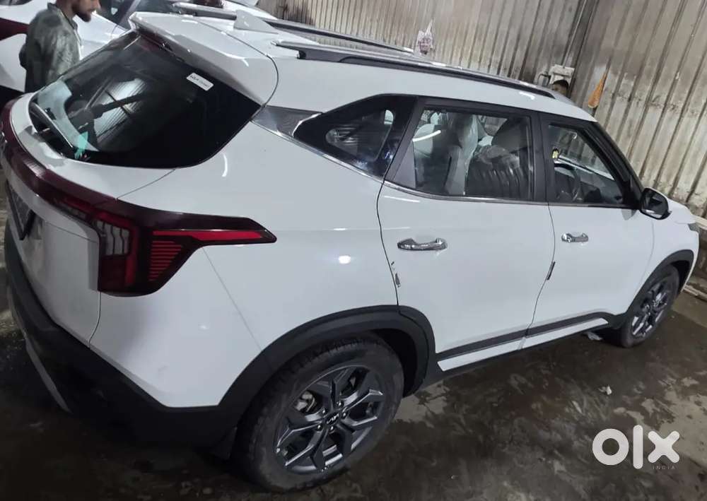 Kia Seltos 2023 Petrol Well Maintained