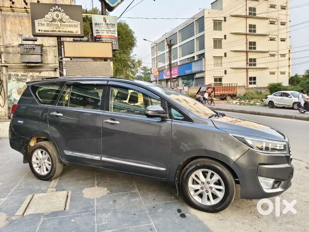 Toyota Innova Crysta 2021 Diesel 65000 Km Driven