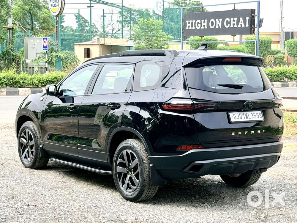 Tata Safari 2.0 Kryotec Xza Plus (o) Red Dark Edition, 2023, Diesel