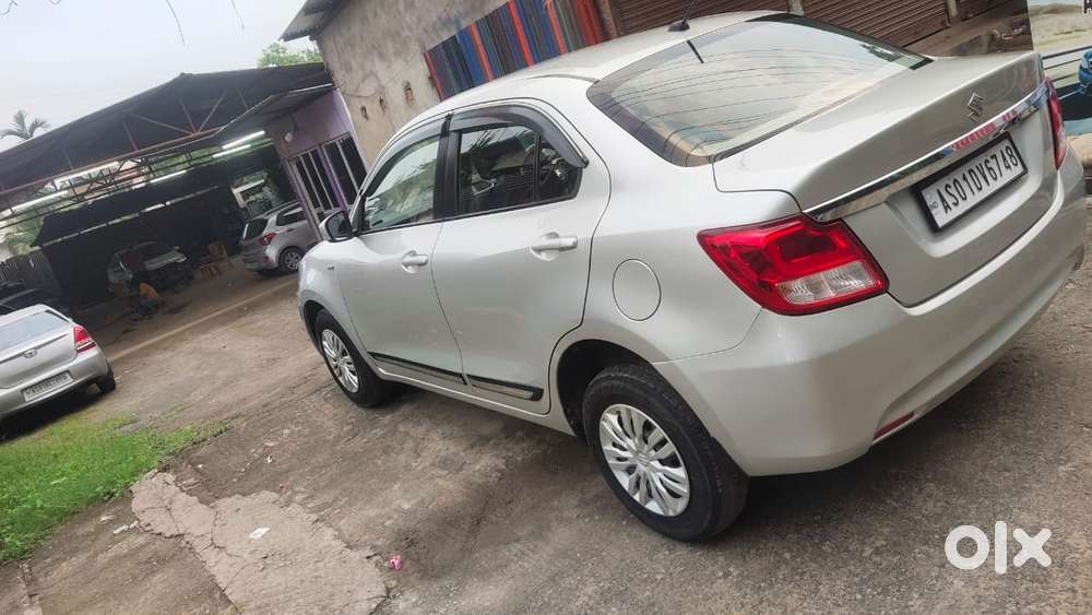 Maruti Suzuki Swift Dzire 1.2 Vxi Bsiv, 2018, Petrol