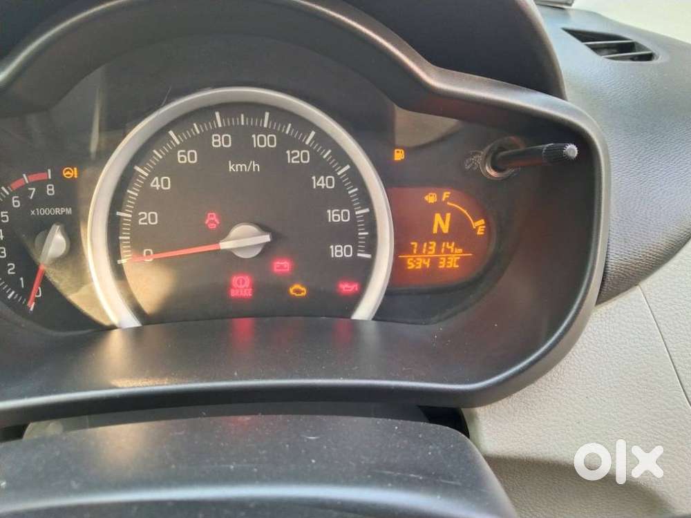Maruti Suzuki Celerio 1.0 Vxi Amt, 2016, Petrol