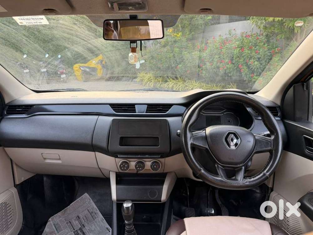 Renault Triber 1.0 Rxe, 2021, Petrol