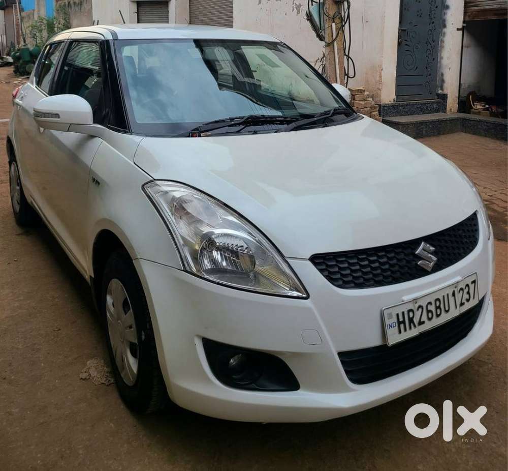 Maruti Suzuki Swift Vxi Optional, 2012, Petrol