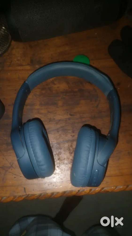 Boat headphone