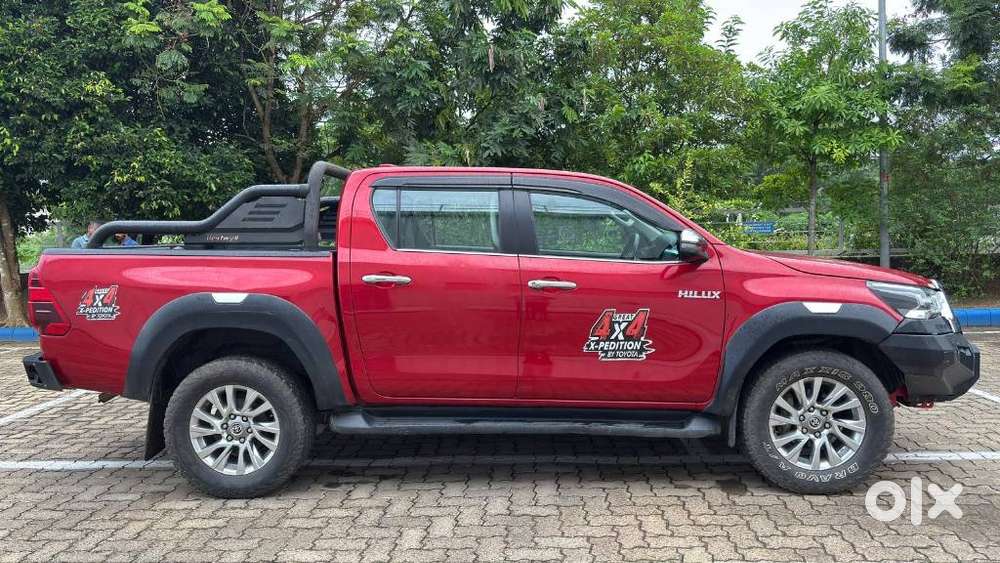 Toyota Hilux 2.8 High 4x4 Mt, 2023, Diesel