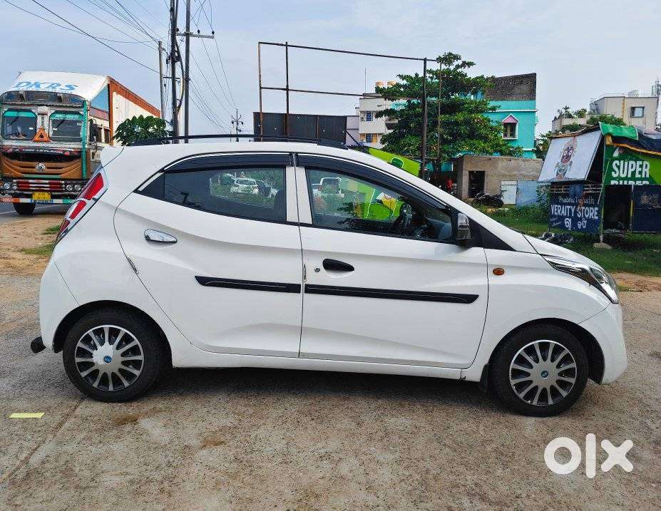 Hyundai Eon Magna +, 2013, Petrol