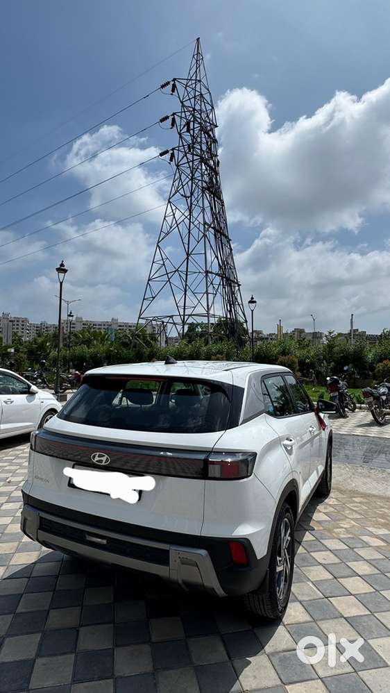 Hyundai Creta White Petrol 2024