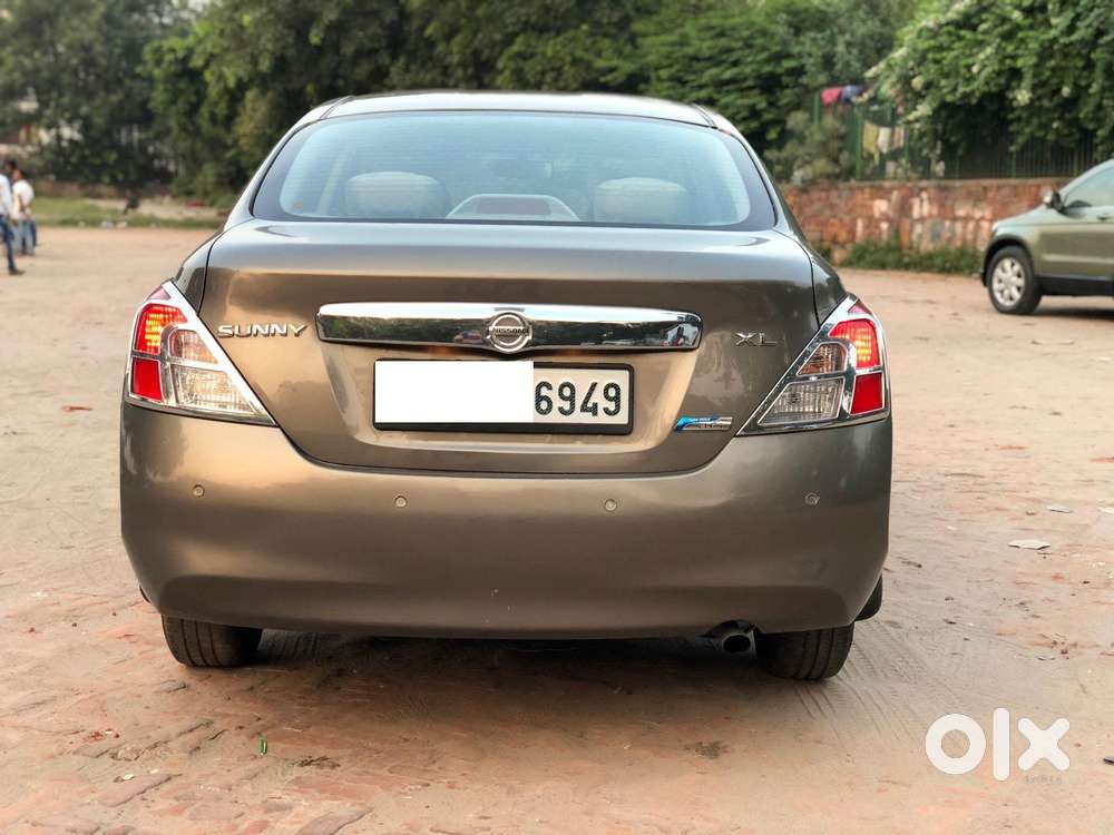Nissan Sunny Xv Premium Pack (leather), 2015, Diesel