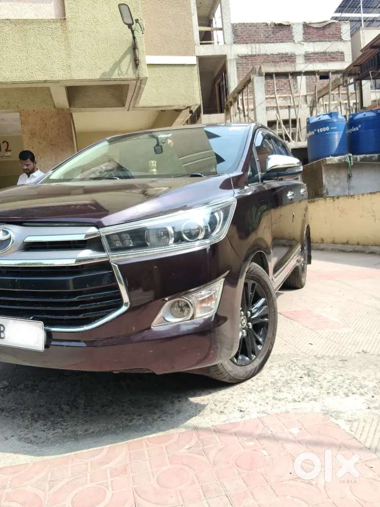 Toyota Innova Crysta 2018 Diesel Well Maintained