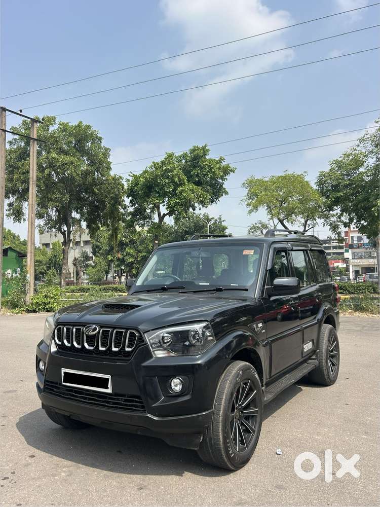 Mahindra Scorpio Classic 2.2 S 11 Mt 7 Str, 2022, Diesel