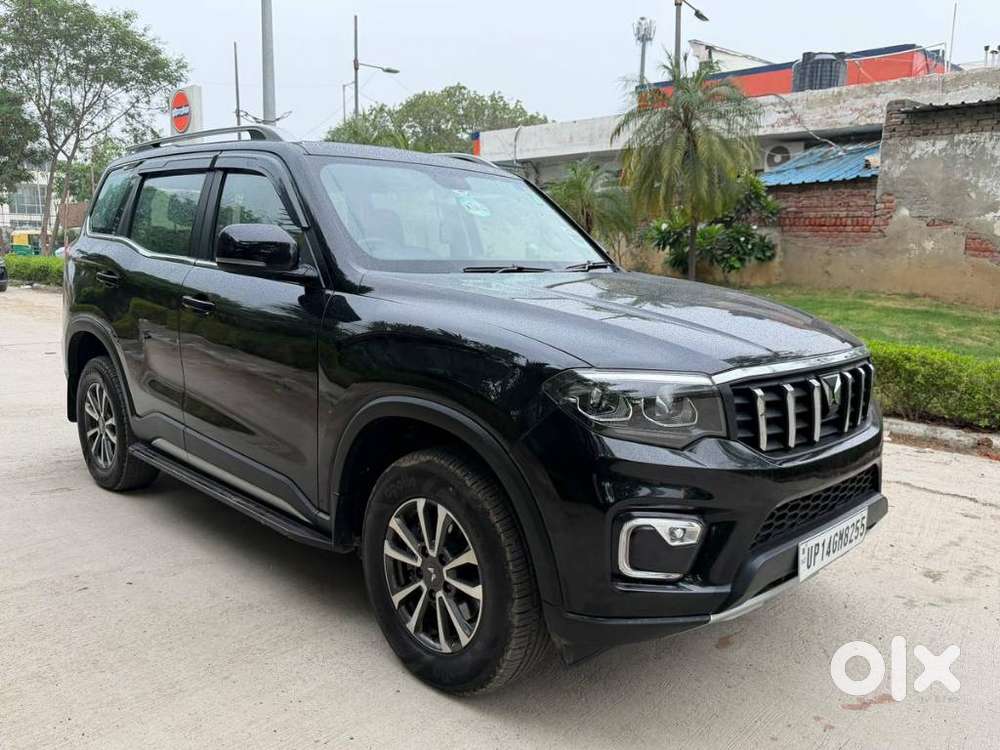 Mahindra Scorpio N Z8 Petrol Mt 7 Str, 2025, Petrol