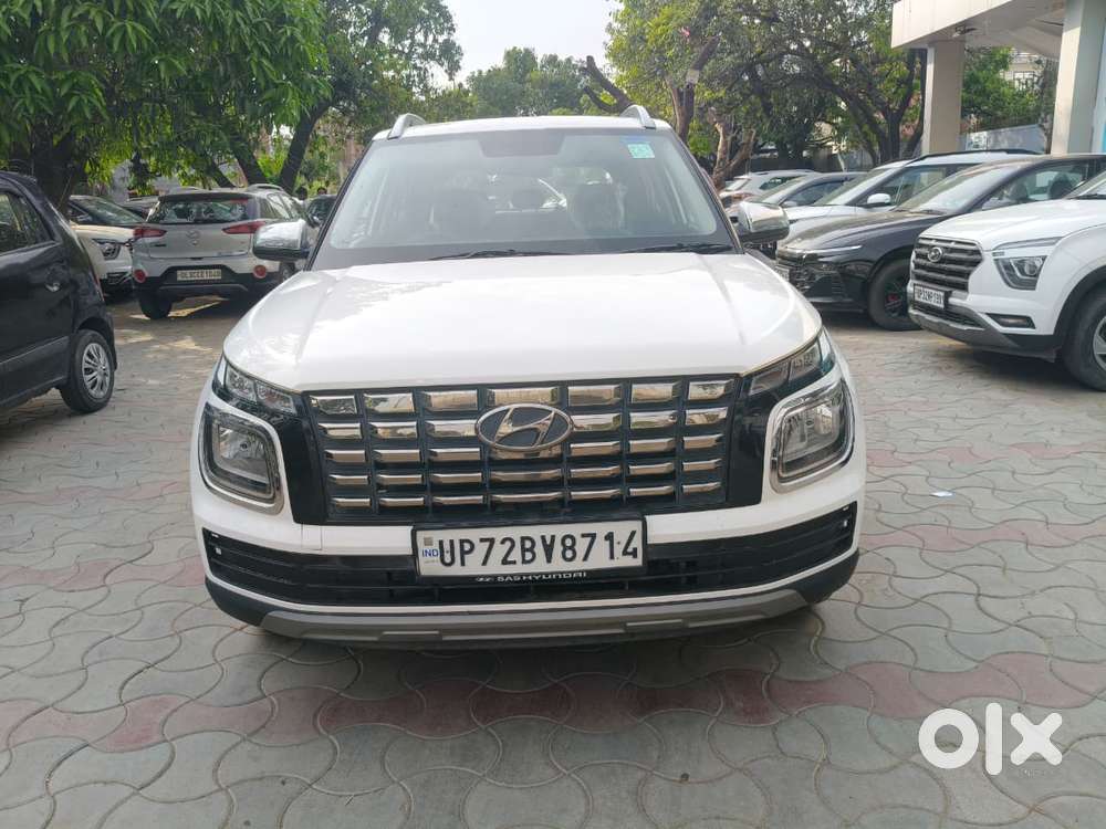 Hyundai Venue 1.2 S Plus, 2023, Petrol