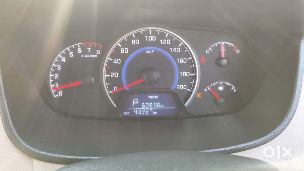 Hyundai Grand I10 [2017-2020] 1.2 Kappa Vtvt Sportz At, 2018, Petrol