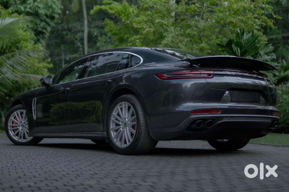 Porsche Panamera Turbo, 2018, Petrol