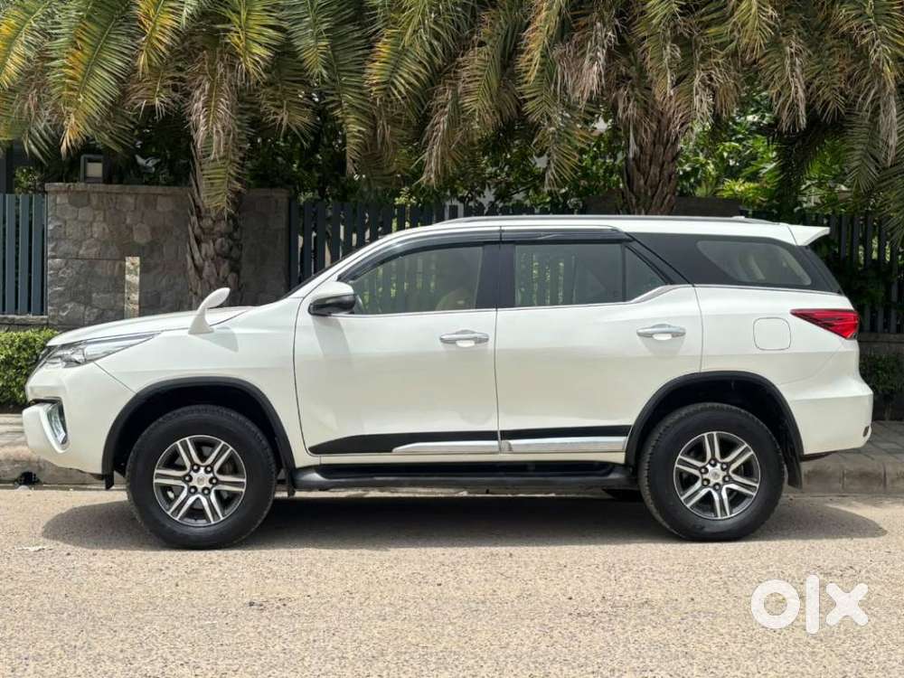 Toyota Fortuner 4x2 At 2.8 Diesel, 2020, Diesel