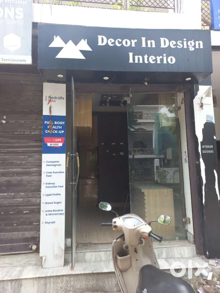 To-let shop on road - For Rent: Shops & Offices - 1812002875