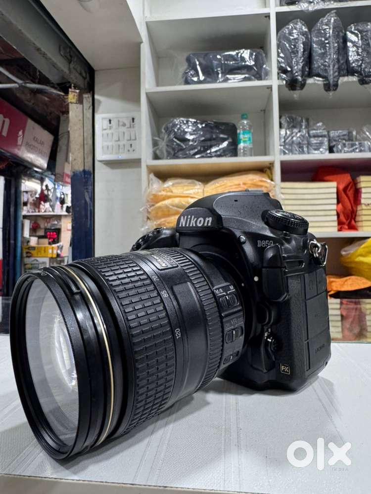 Nikon D850 DSLR Camera with 24-120mm VR Lens