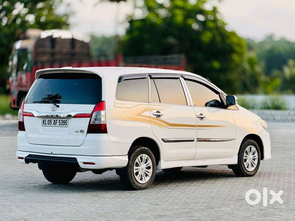 Toyota Innova 2.5 Gx 8 Str, 2012, Diesel
