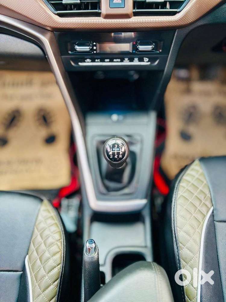 Maruti Suzuki Brezza 1.5 Zxi Plus Smart Hybrid, 2024, Petrol
