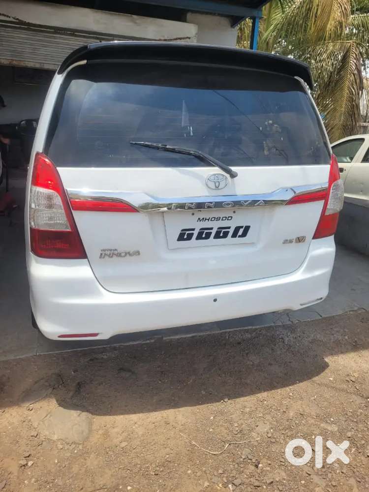 Toyota Innova 2014 Diesel Well Maintained