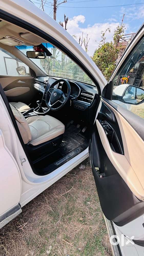 Mg Hector Petrol 2023 Sharp