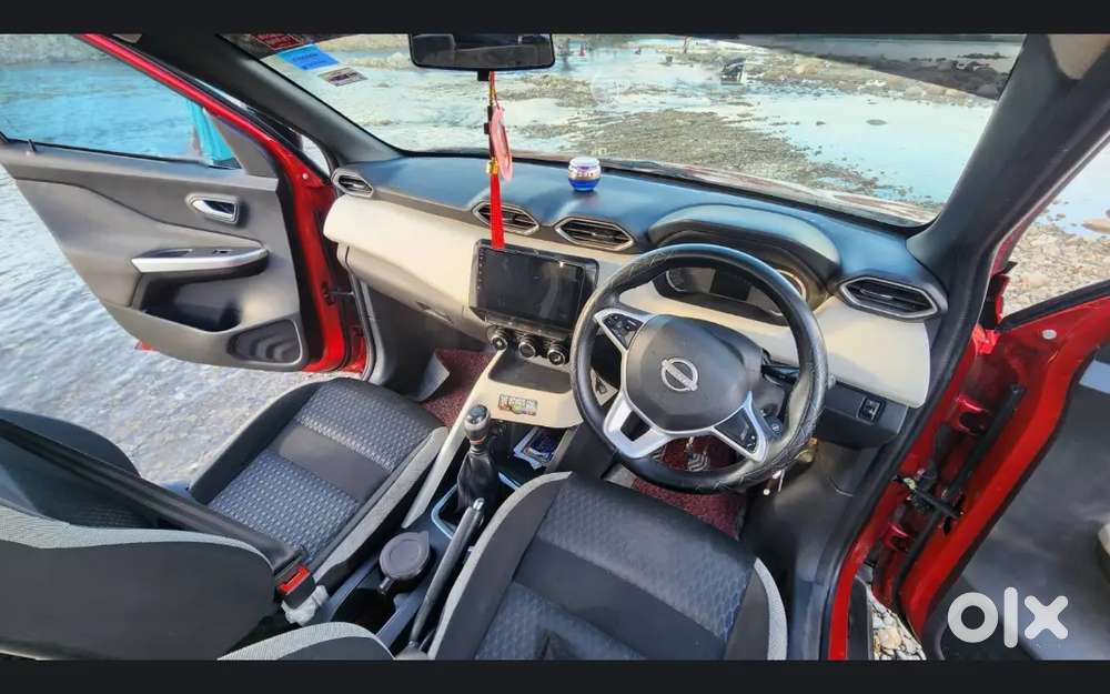 Nissan Magnite 1.0 Xv 2022 Petrol