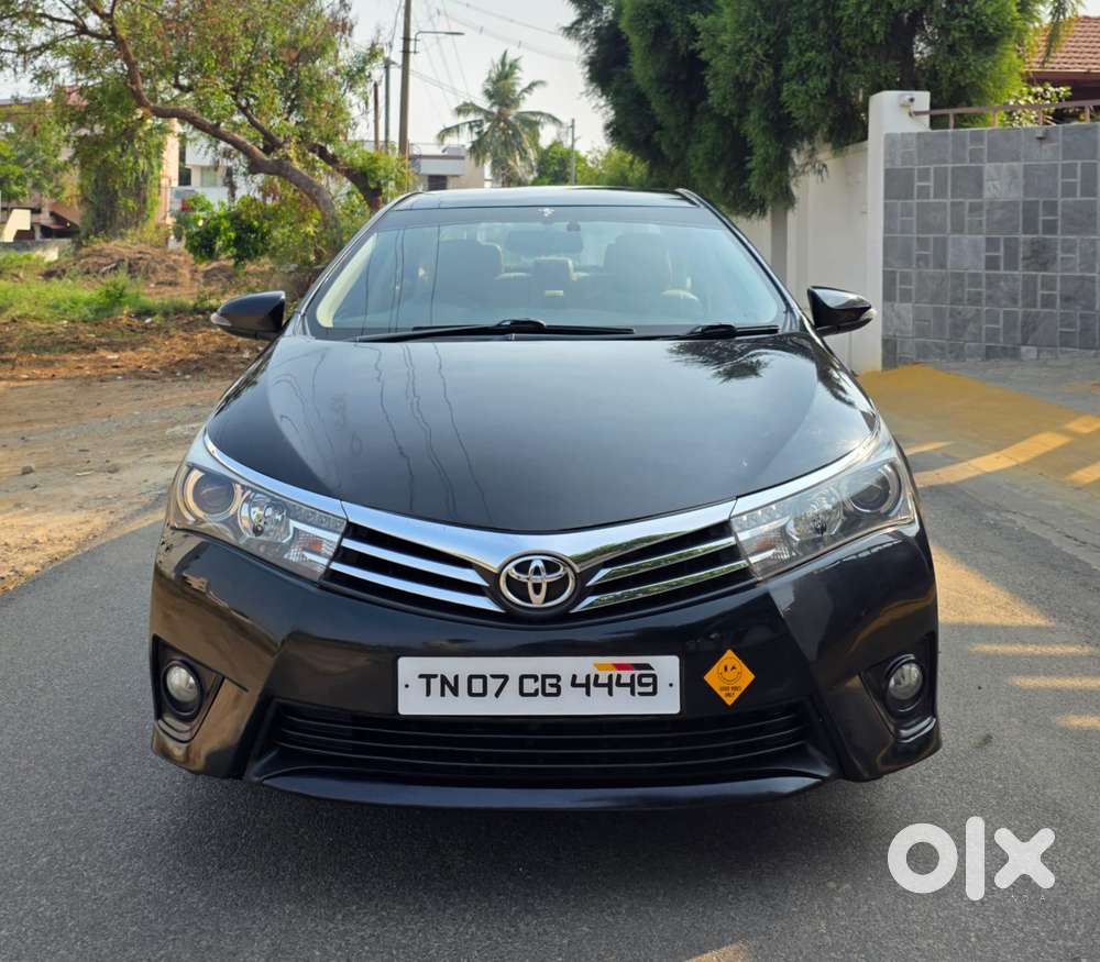 Toyota Corolla Altis 2010-2013 Gl, 2015, Petrol
