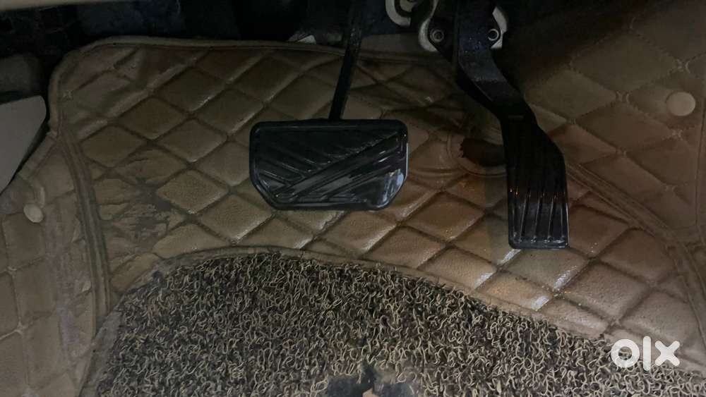 Maruti Suzuki Ciaz 2014-2017 At Zxi Plus, 2016, Petrol