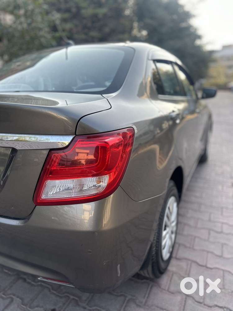 Maruti Suzuki Swift Dzire 1.3 Vxi, 2020, Petrol