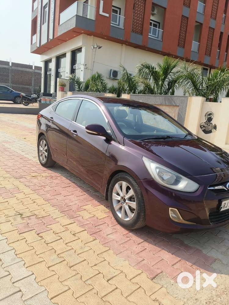 Hyundai Fluidic Verna 2013