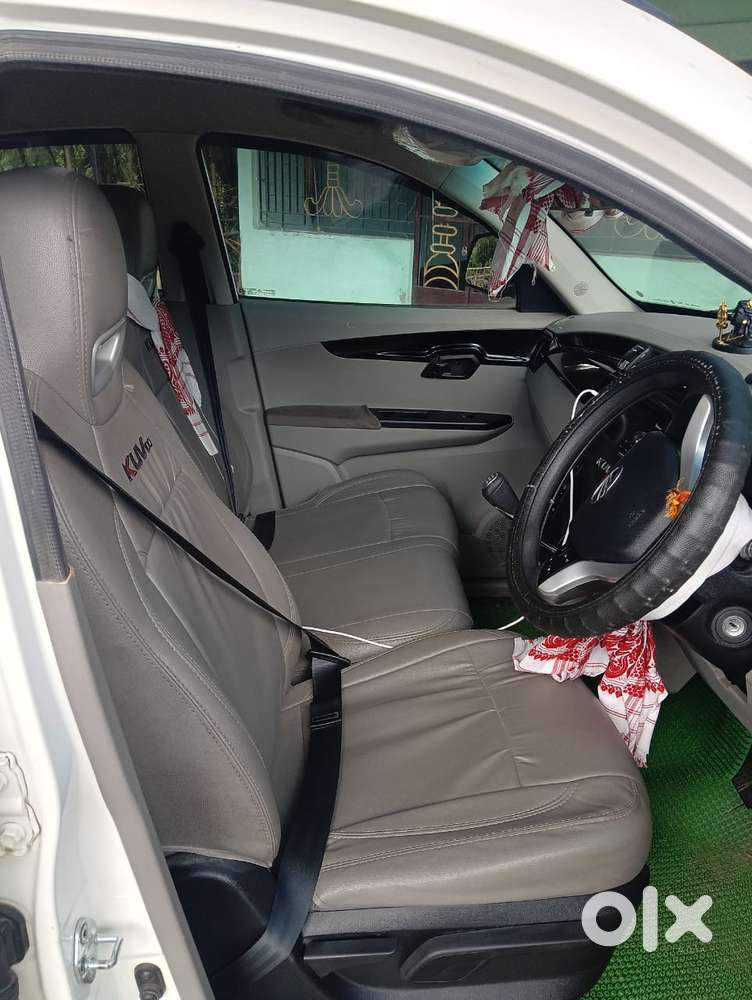 Mahindra Kuv 100 K8 5str, 2016, Petrol