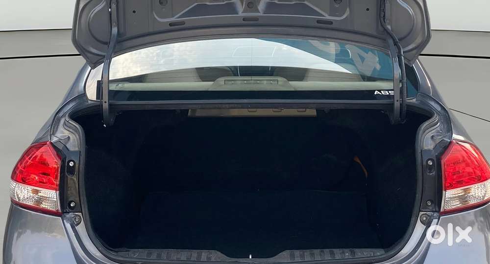 Maruti Suzuki Ciaz 2014-2017 Vxi Plus, 2014, Petrol